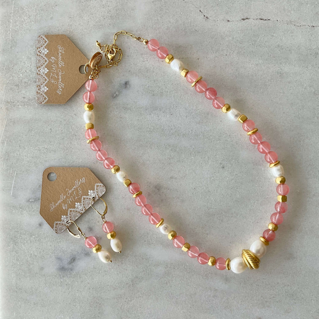 8mm Cherry Quartz beads and Large freshwater pearls Necklace