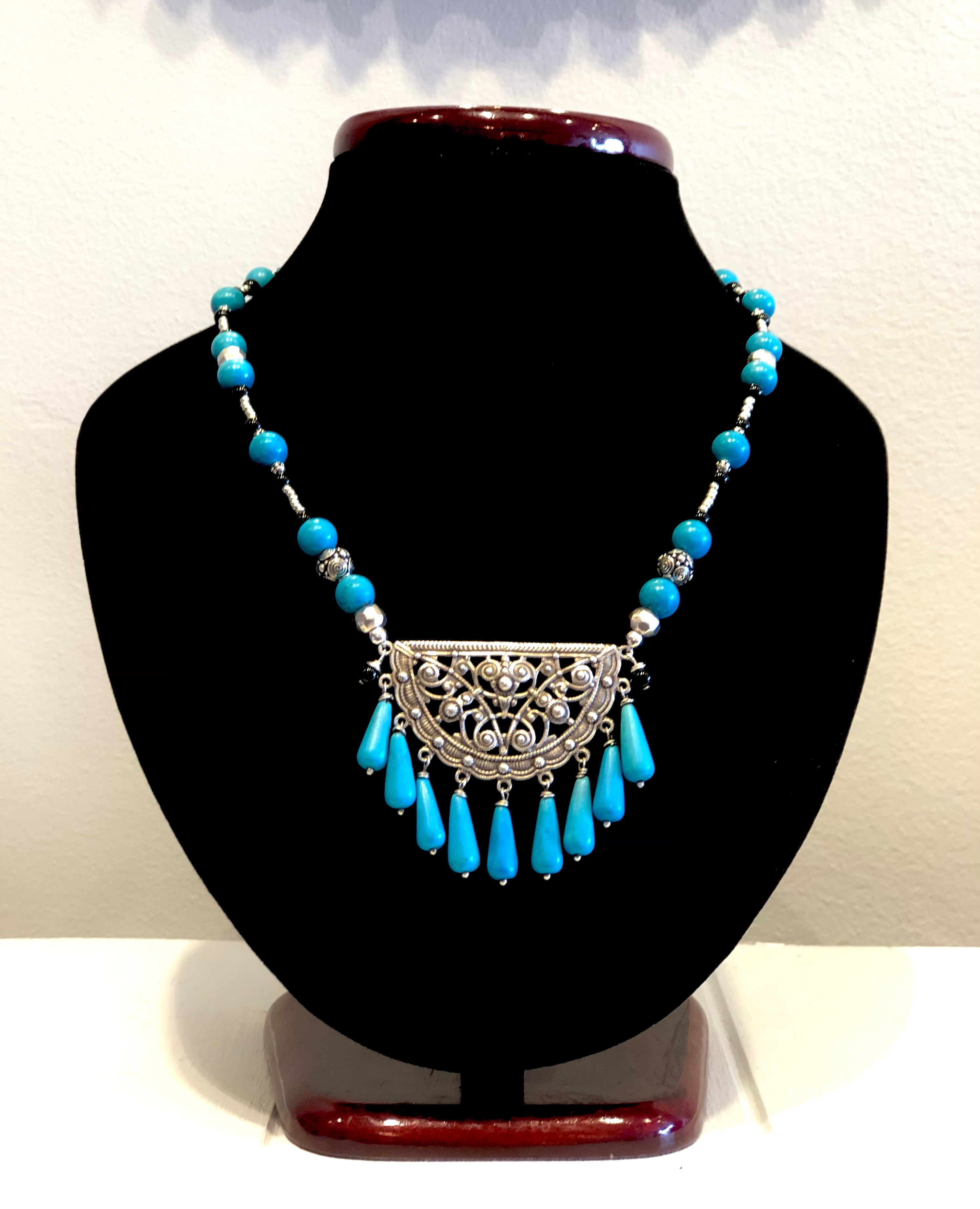 Turquoise Round beads and Silver plate Necklace